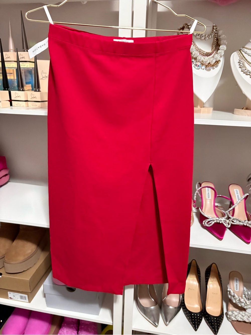 NWT Aritzia Babaton Red Midi Pencil Skirt w/Slit Lillooet Women’s Size 6